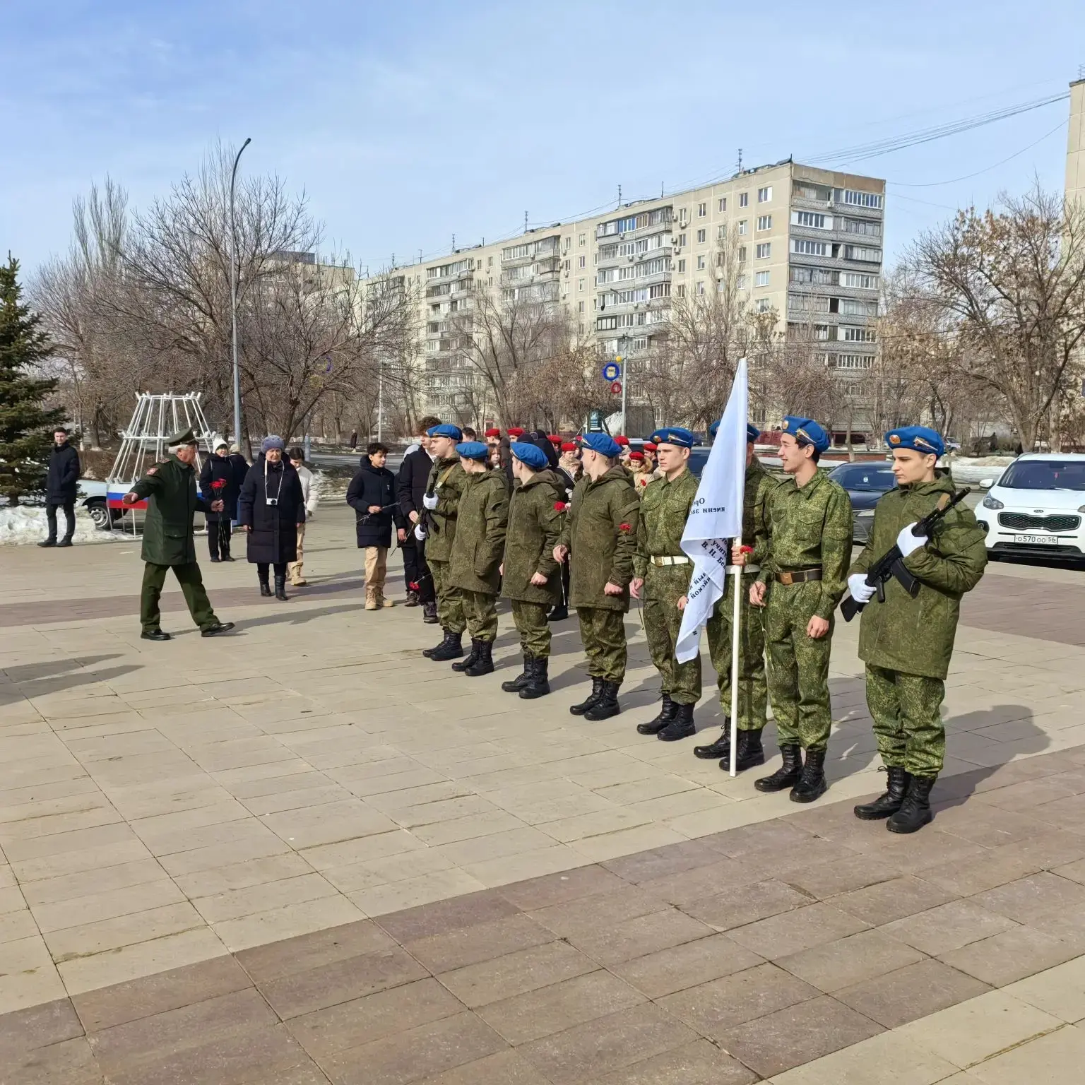В Оренбуржье и мире вспоминают подвиг погибшего в Сирии Александра Прохоренко  17 марта 2016 года в 