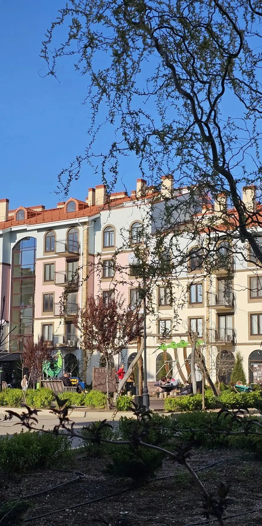 #ЕВПАТОРИЯ   Отдых в ЖК Евпатория - одном из лучших на западе Крыма  🏡 Сдаётся квартира с 2 спальням