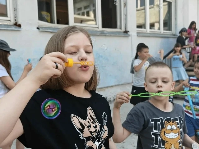День мыльных пузырей 🫧