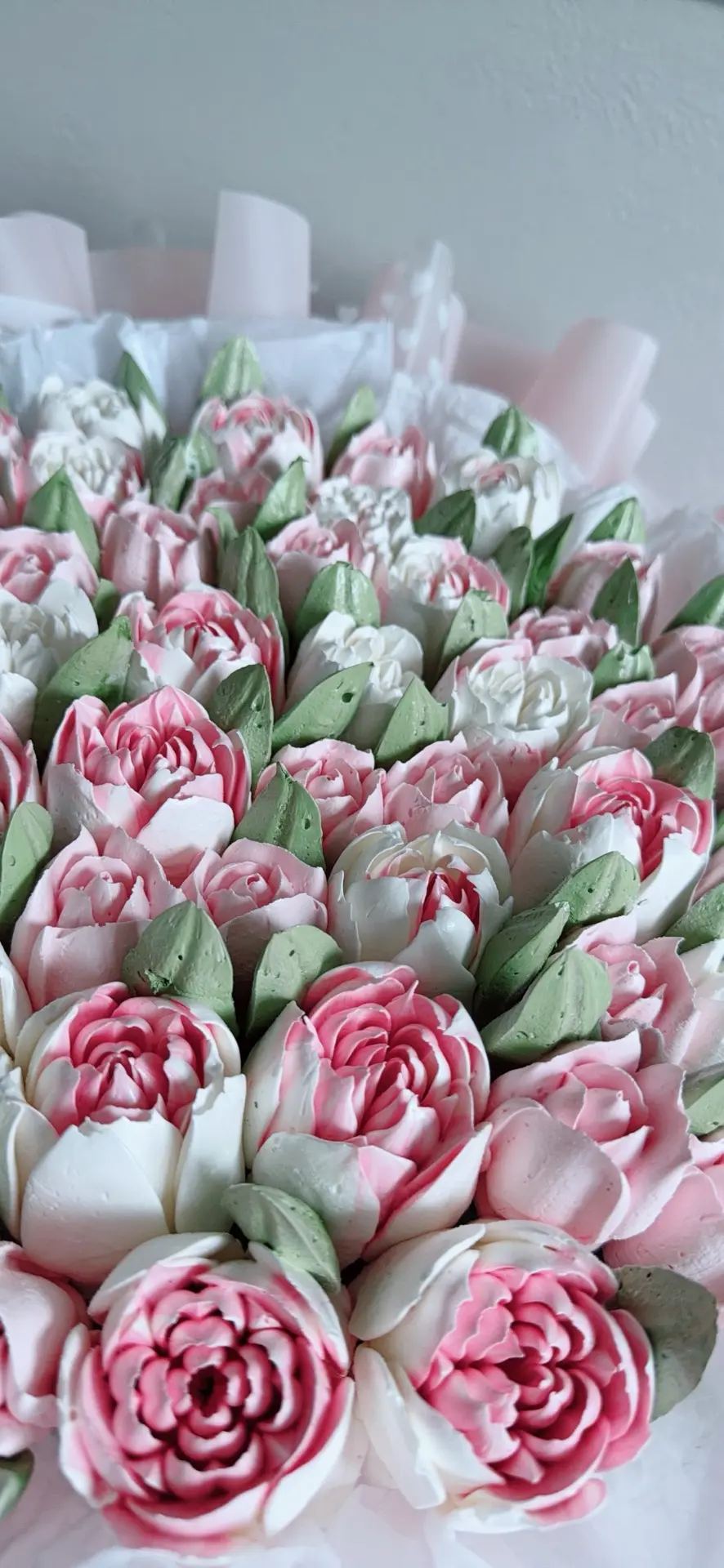 Огромный букет тюльпанов 💐диаметр 30 см (итог с упаковкой 47 см).