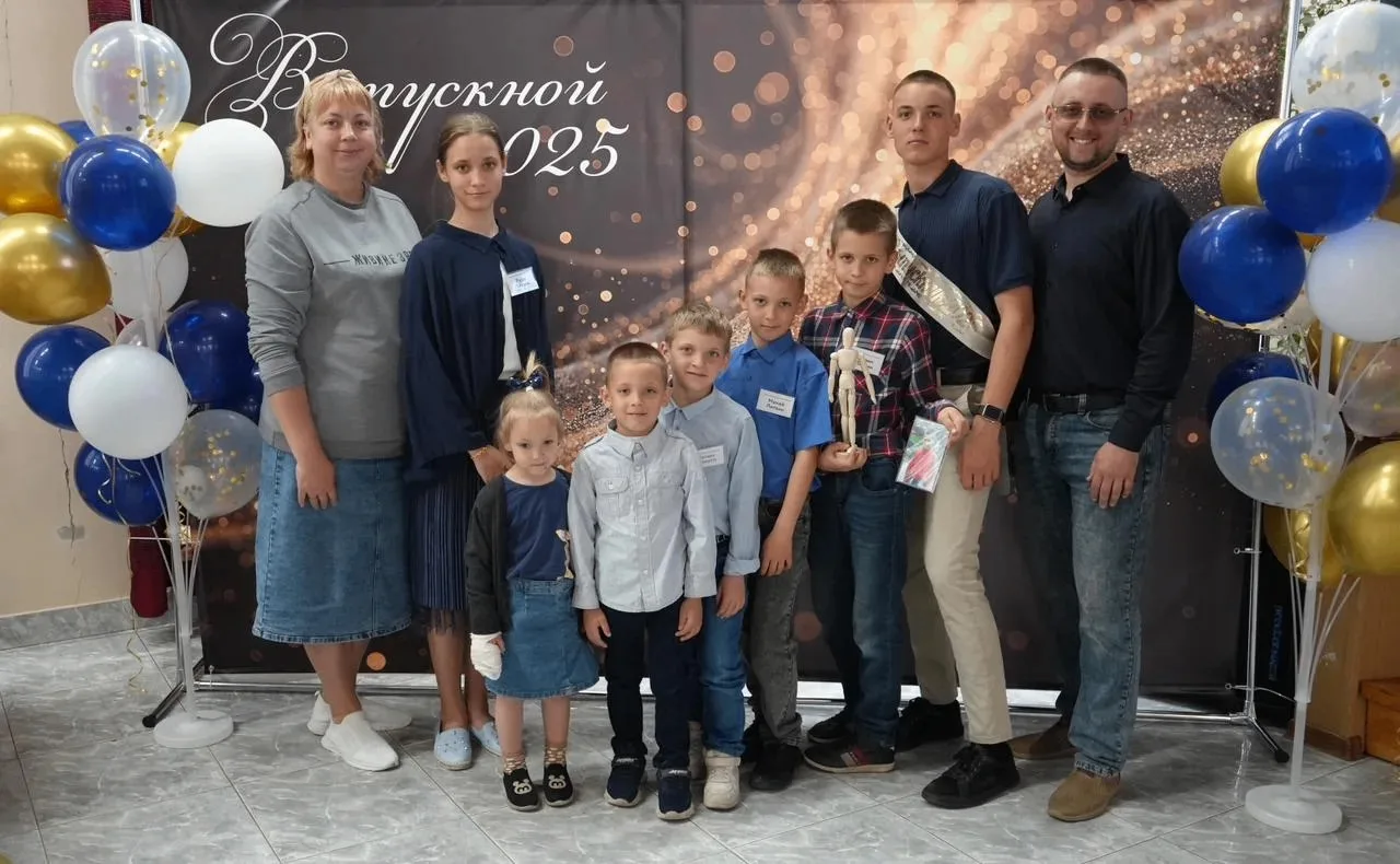 История семьи Литвин: тепло, забота и новый дом ✨

Анна Александровна Литвин, замечательная мама из 