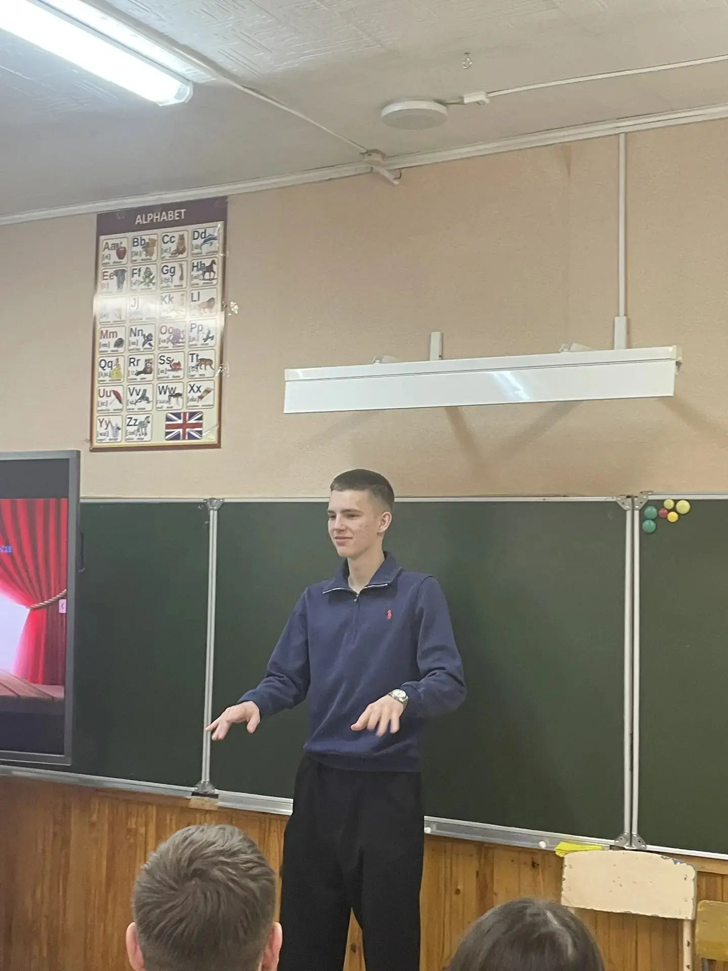 В рамках цикла «Разговоры о важном» 23 марта сотрудники библиотеки рассказали учащимся МБОУ «СОШ№10»
