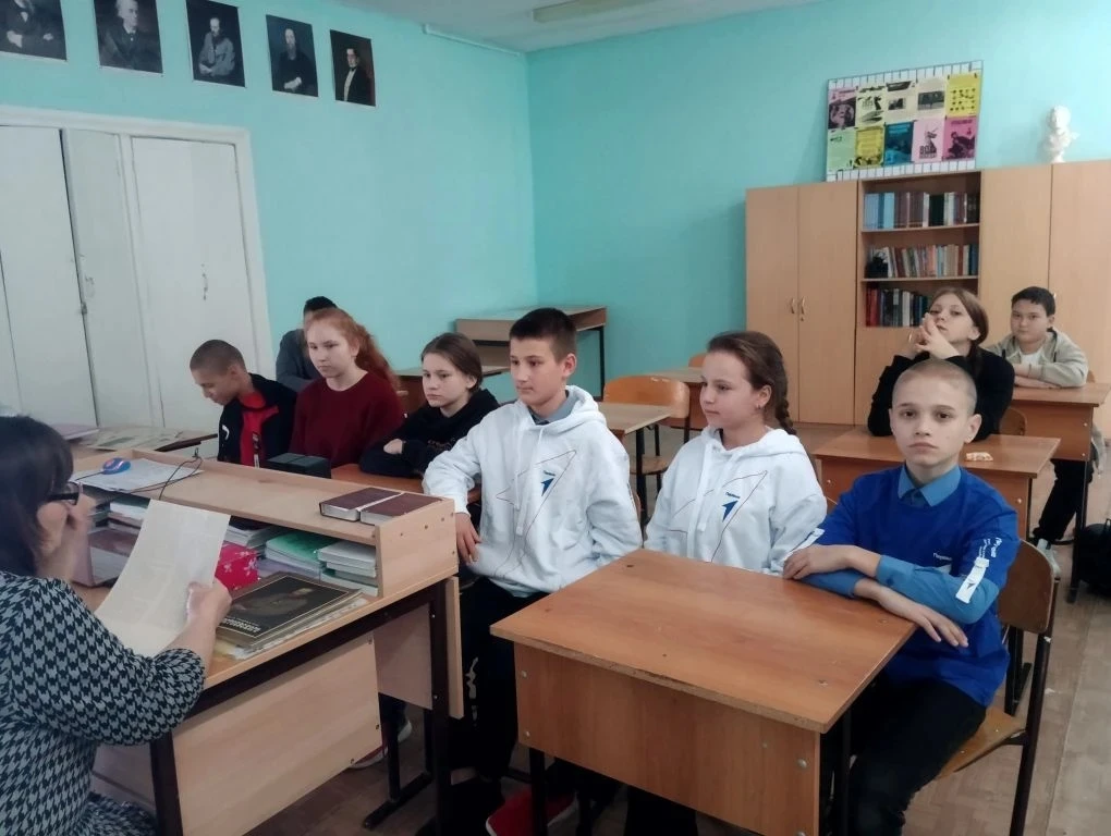 Активисты первичного отделения "Движения первых" Съезженской школы приняли участие во В...