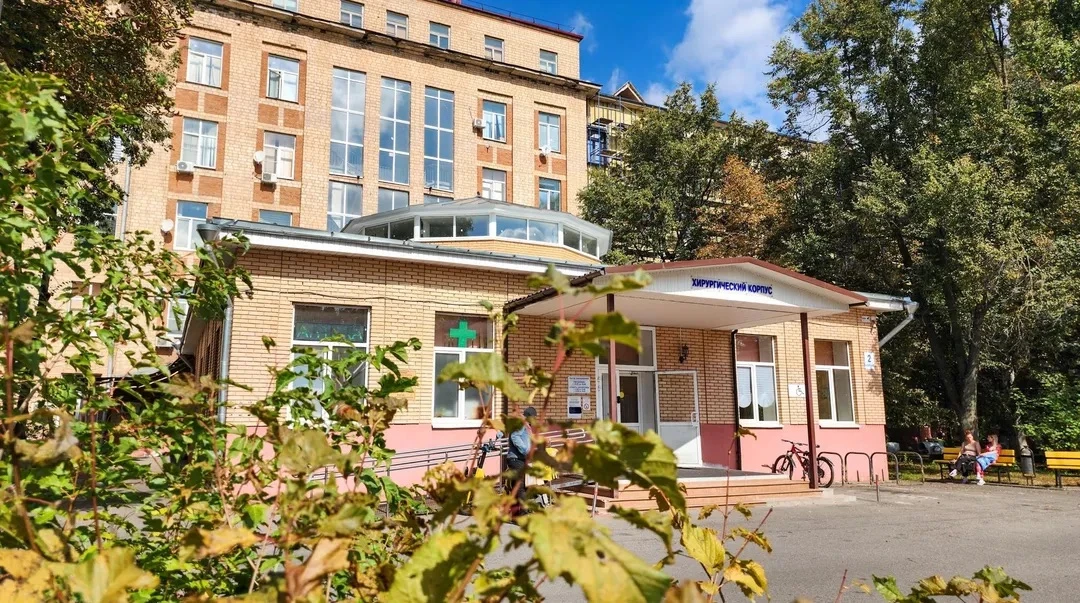 🏥 В Подольске врачи провели сложную операцию 19-летней пациентке с редкой для её возра...