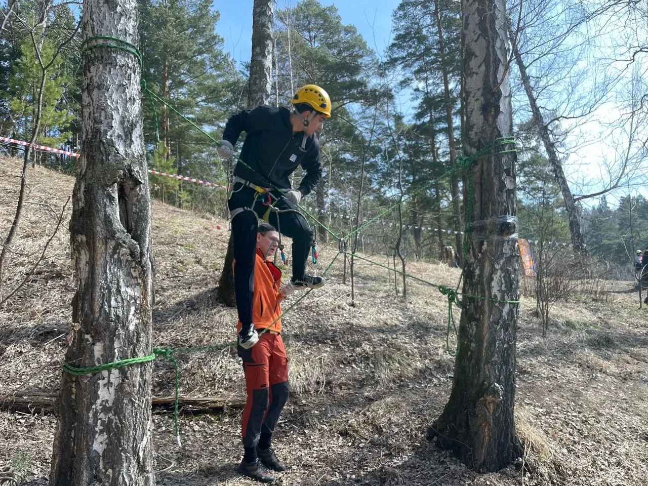 🧗‍ 26 апреля команда нашей школы «Юный туризм» приняла участие в соревнованиях по спортивному туризм