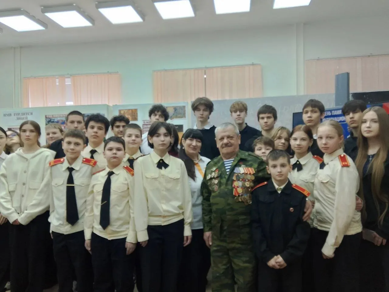 🇷🇺 15 февраля – День памяти воинов-интернационалистов  Сегодня в нашем лицее прошли Уроки мужества, 