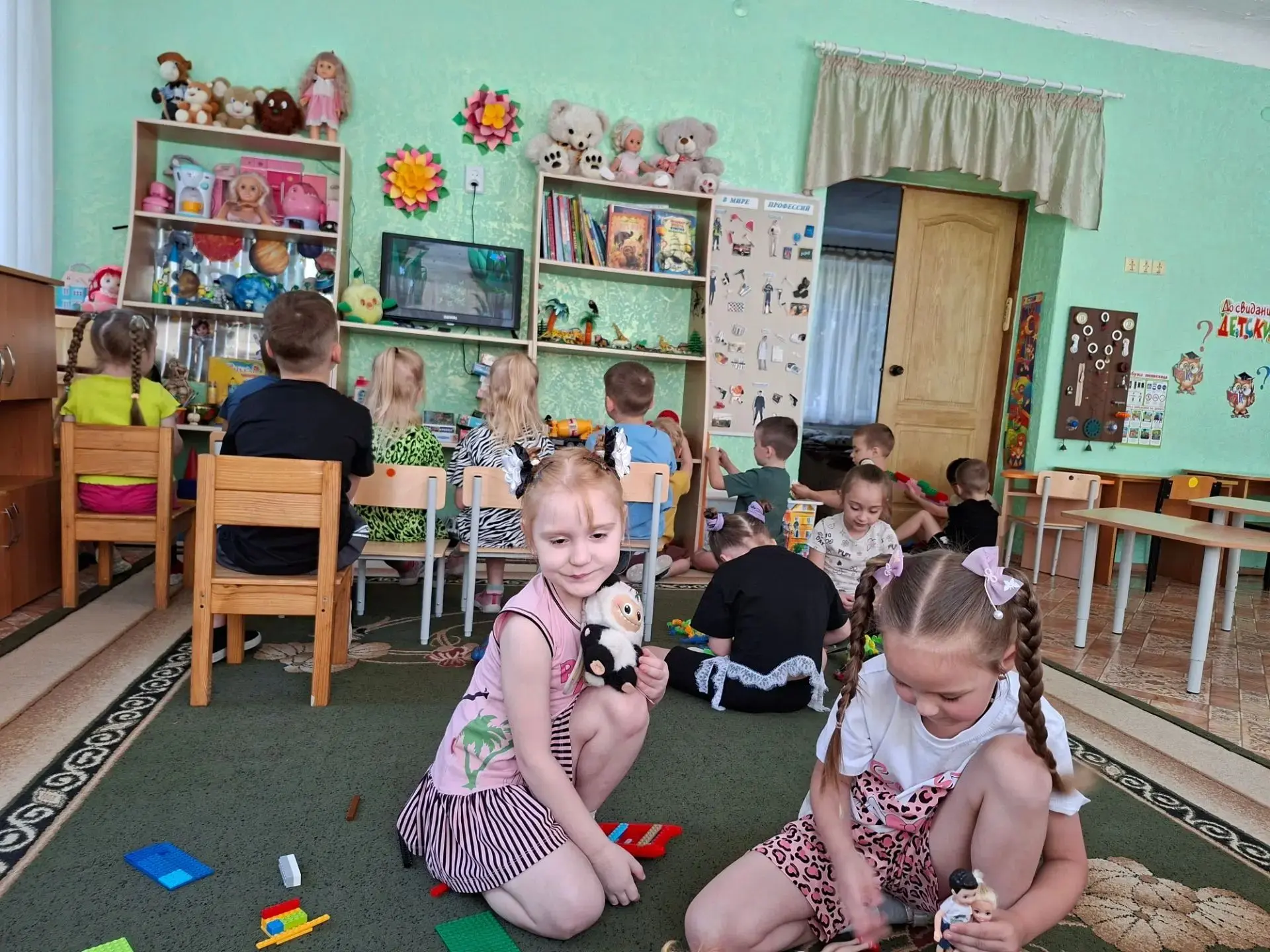 В @73neposedy прошел день веселых игр и забав, целью которого было развитие различных видов игровой 