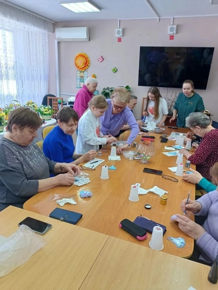 💚 Теплота ручной работы и искренность общения: очередная встреча добровольческого объединения в рамк