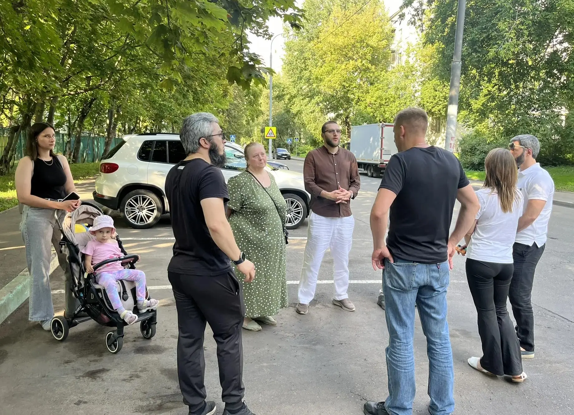 🏡 Обход территории: поросль, сухостой и брошенный транспорт – наводим порядок

Исполняющий обязанно