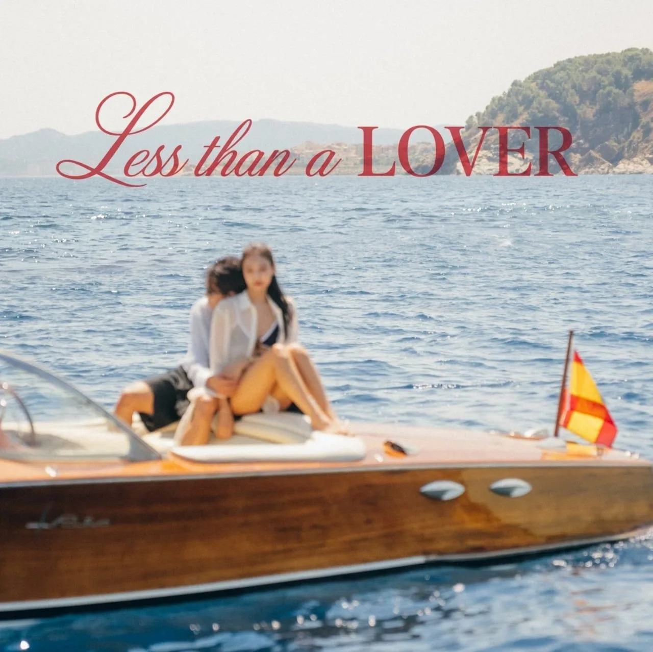 🗞 – Музыкальное видео Дженни «Less than a Lover» за 3 дня набирал 10 млн просмотров.