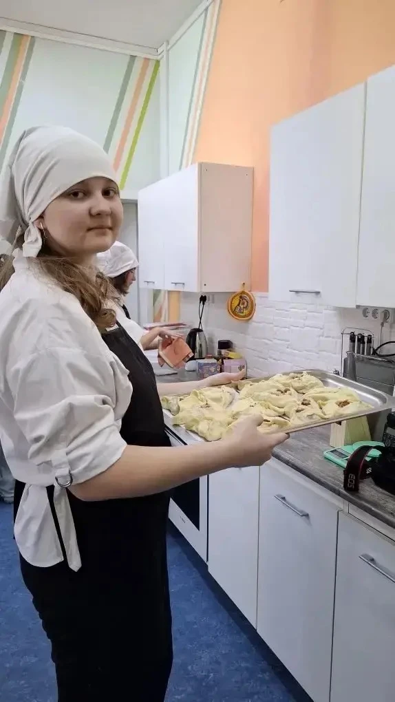 🎓Неделя математики в 7 «А» классе завершилась комбинированным уроком математики и труда. В Год единс