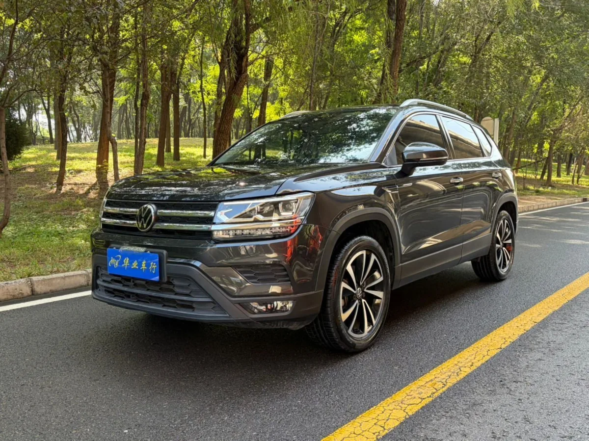 🇨🇳 Volkswagen Tharu Luxury 1.4 · 2022