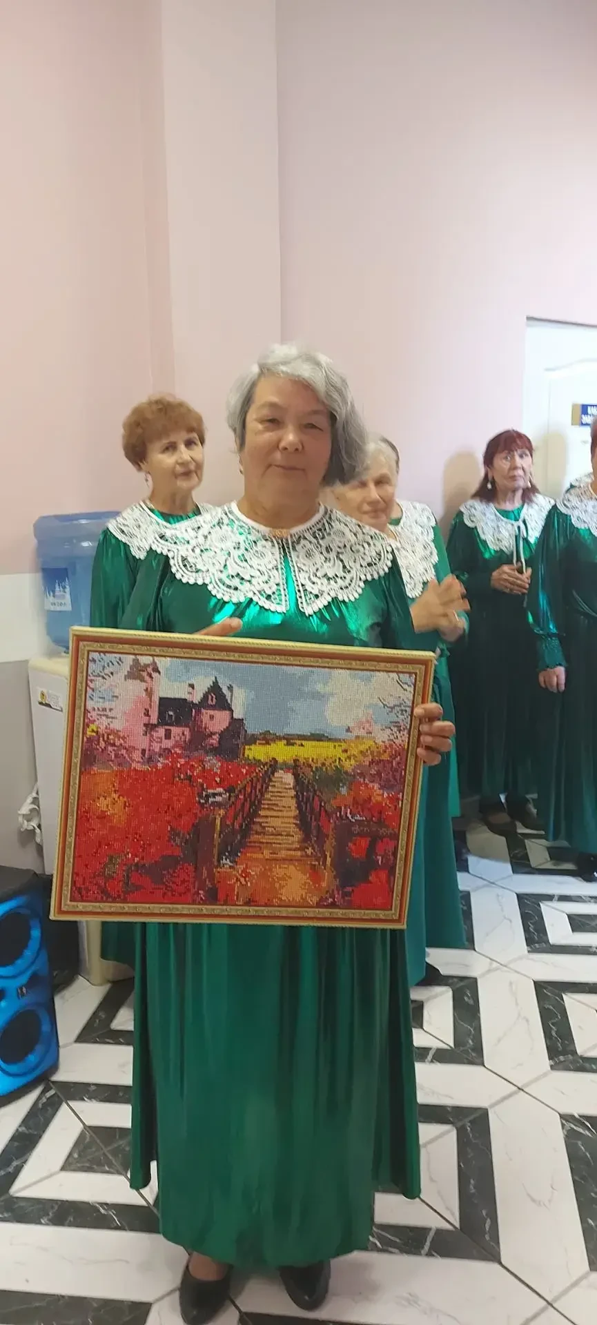 «Осенние мотивы»: праздник добра и творчества в пансионате «Милый дом»