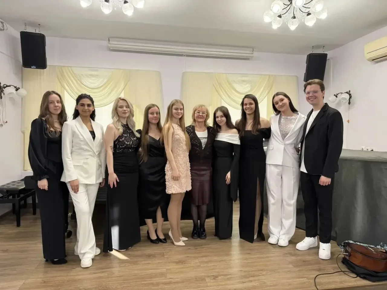🎶"Майские встречи" в ДМШ № 15 со студентами класса Марины Анатольевны Коротковой стано...