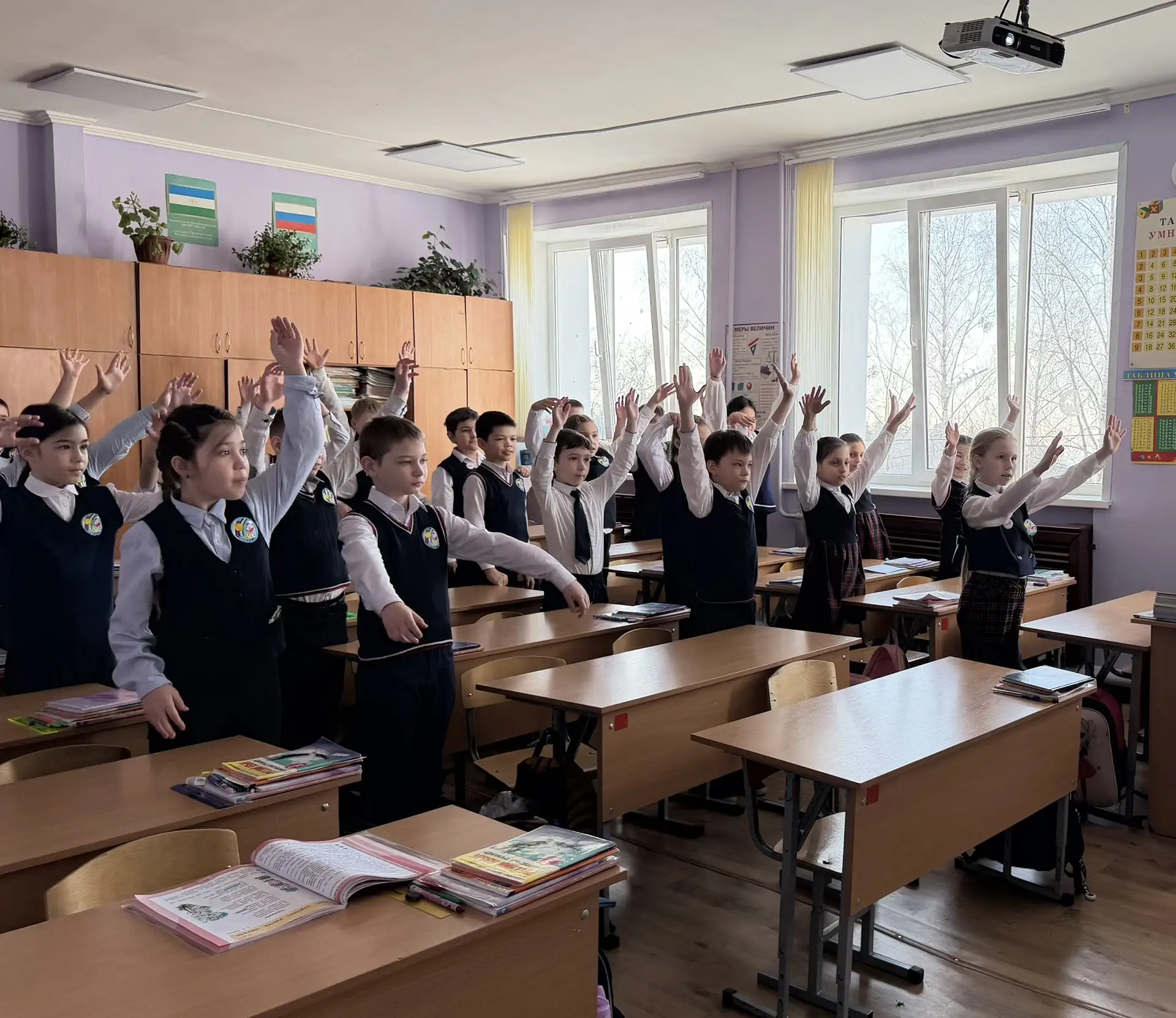 Всемирный день поэзии - 21 марта 🪶 праздник, который напоминает нам о силе слова, красоте рифмы и гл