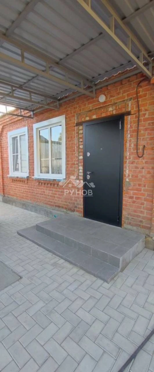 ✔️станица Динская 
🏠 Дом 46 м2 (2 спальни, кухня-столовая, санузел) + подвал 
✅Участок 3 сотки
✅Газ