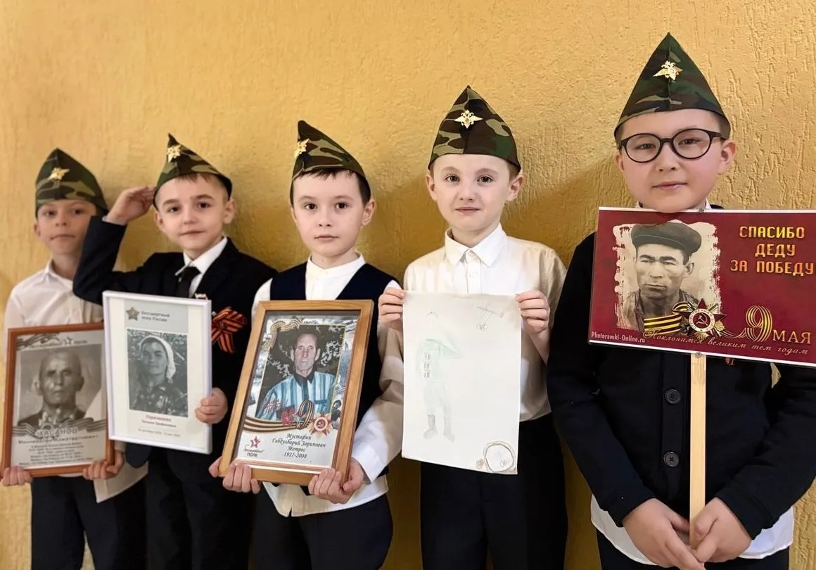 БЕССМЕРТНЫЙ ПОЛК 🎗🕯  #школа11 #strобразование #81годВеликойПобеды