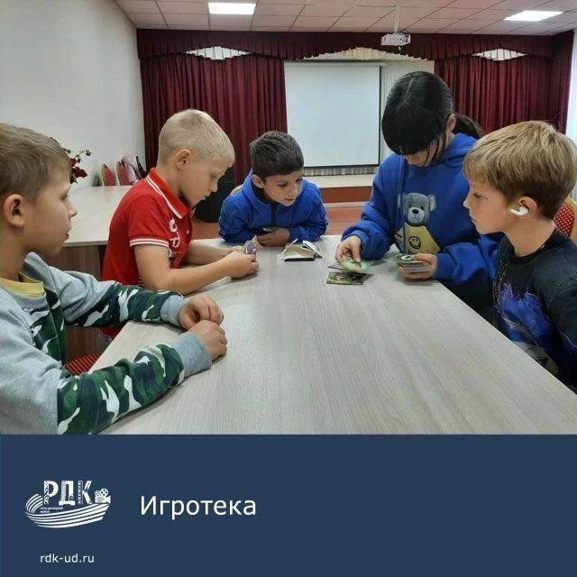 6 июня в Ещеуловском сельском клубе прошла игротека для детей.