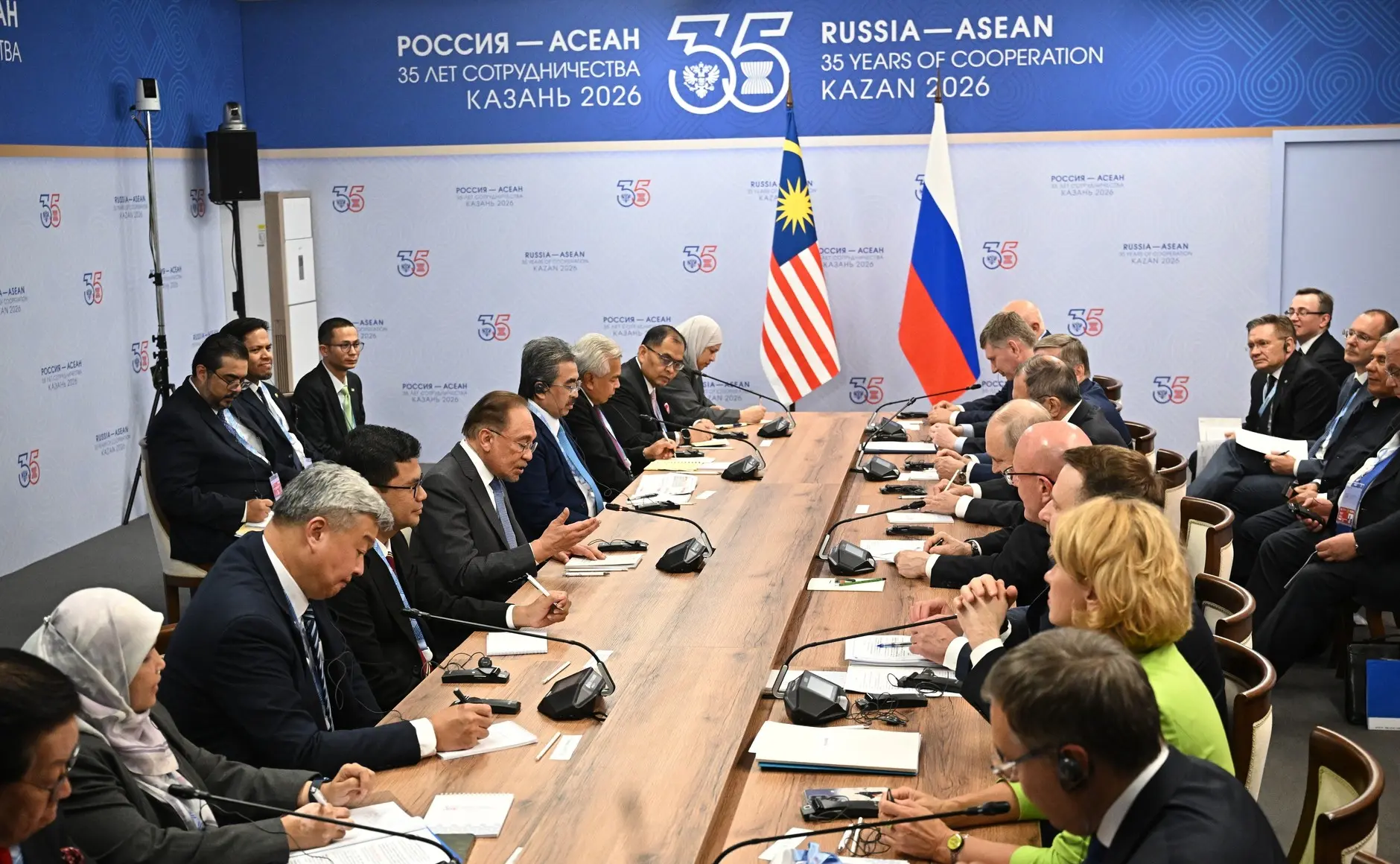 🎙 Выступление Президента России В.В.Путина в ходе встречи с Премьер-министром Малайзии...