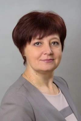 Заместитель директора по учебной работе школы № 43 Наталья Анатольевна Мекаева награждена знаком отл