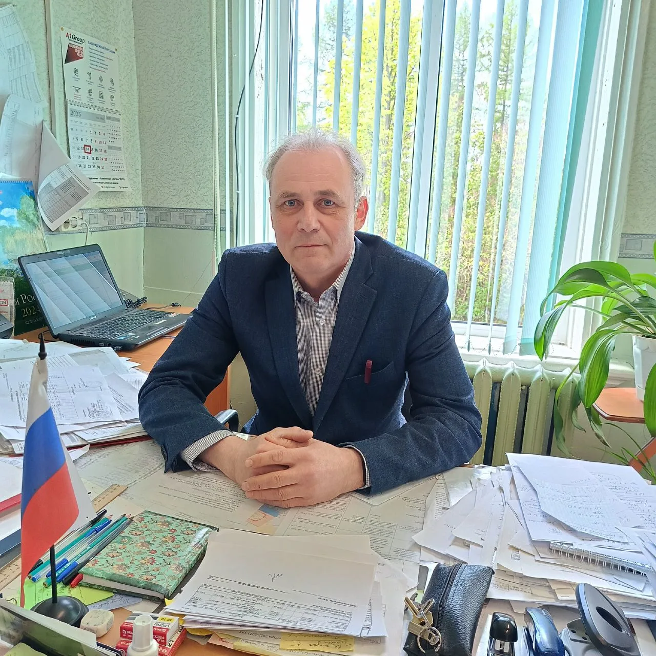 Поздравляем с днём рождения 🎉директора школы Донскова Сергея Николаевича. 🎉Хотим поже...