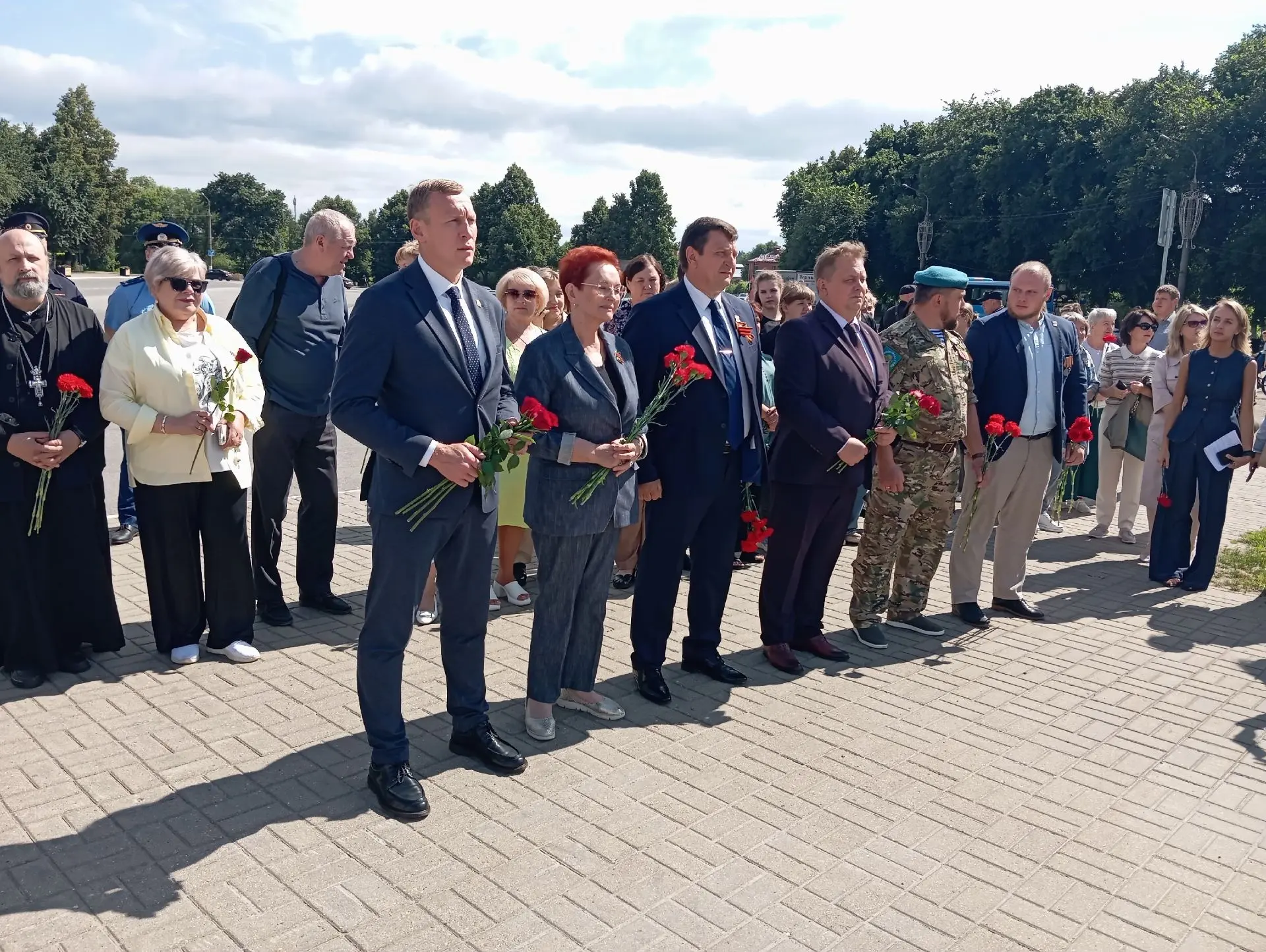 Межпарламентский проект «Единое историческое пространство: дорогами Победы»

15 июля город Вязьму по