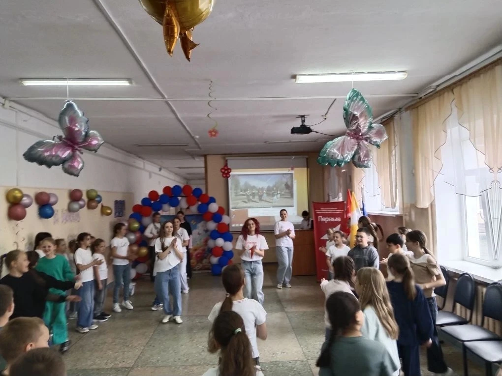 🌞 Сегодня в нашей школе начал свою работу пришкольный лагерь «Солнышко»! 🌞