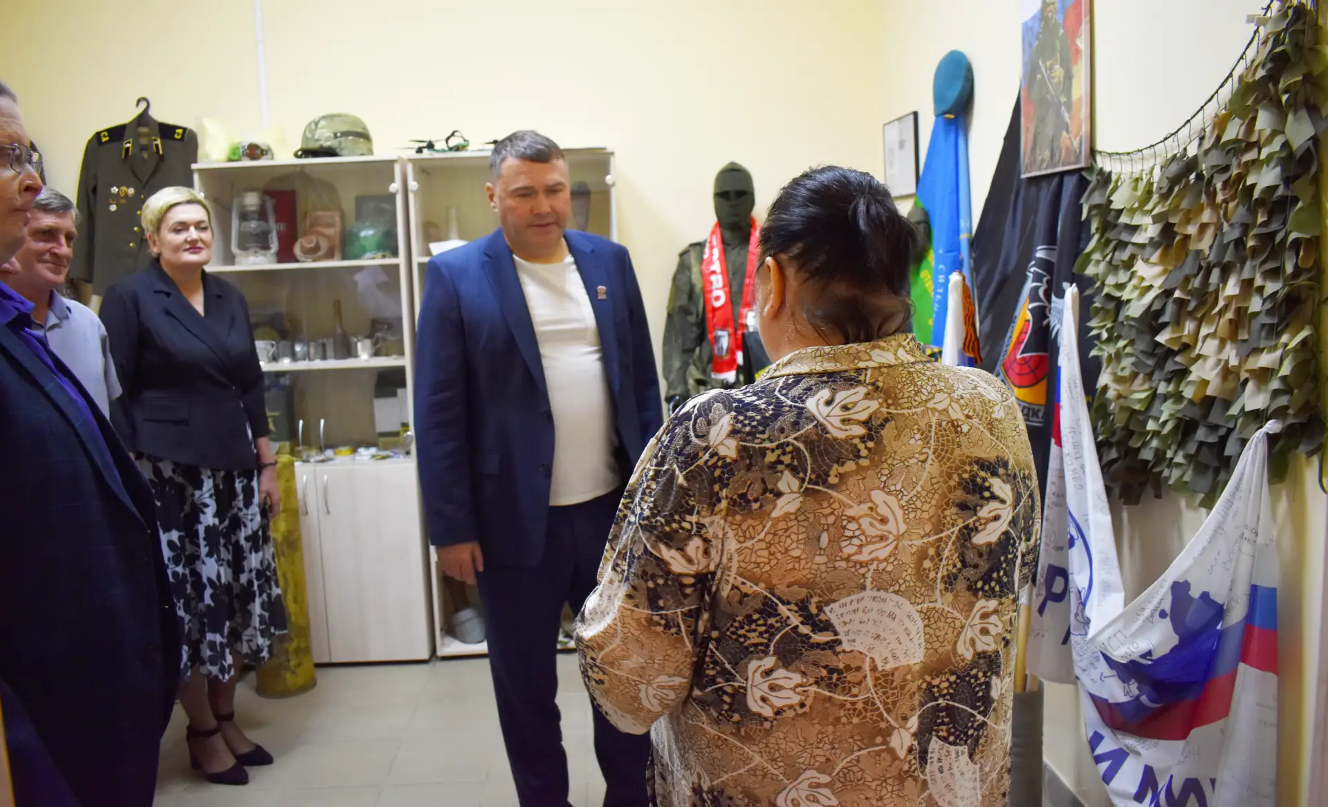 Заместитель Председателя областной Думы Роман Грибов посетил музей СВО Екатериновского ...