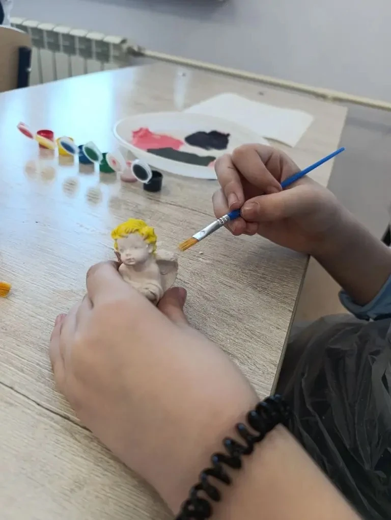 Мастер-класс разрисовываем гипсовые фигуры!  🎨В нашей школе прошёл увлекательный мастер-класс, где ю