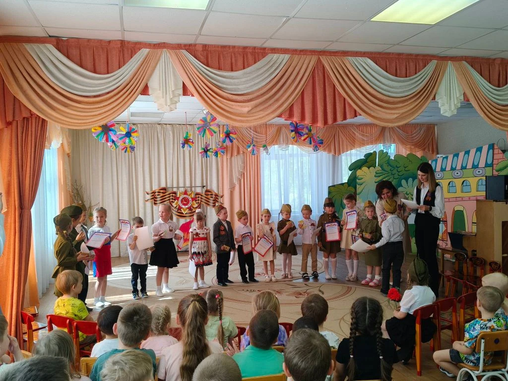 Конкурс чтецов «Мы помним, мы гордимся!».