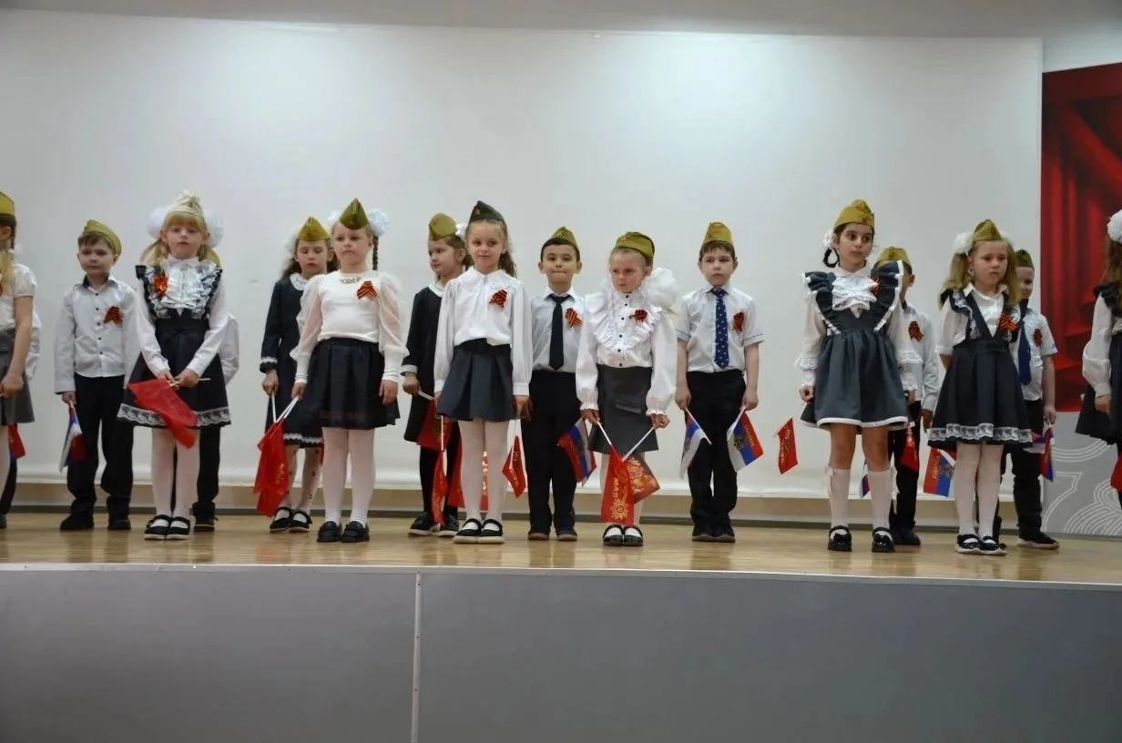 🎶 Смотр хоров  ⚡ В преддверии великого праздника, Дня Победы, в нашей школе состоялся традиционный с