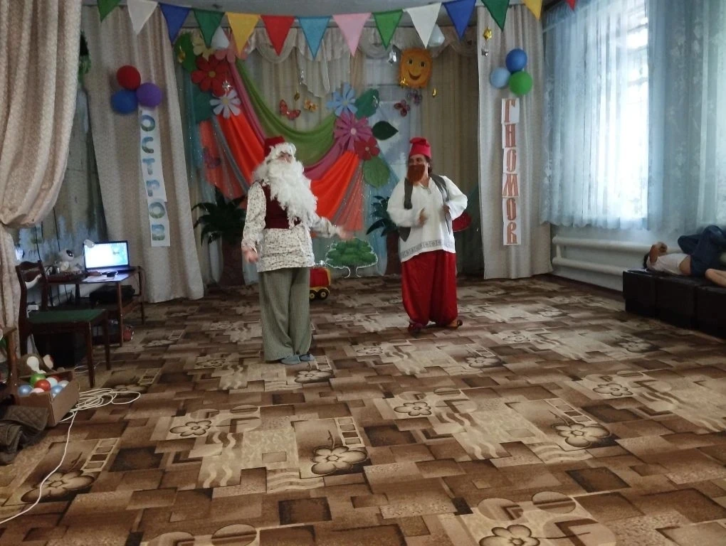 👫🤸🌈18 июня в Алаботинском ДКДЦ "Юнга" состоялось закрытие летнего лагеря "Орлята". Специалисты Т.