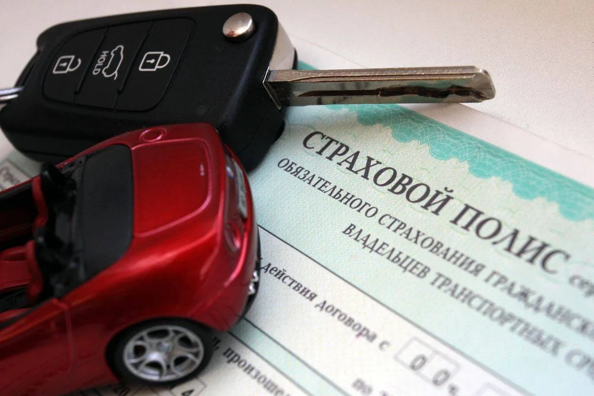 Цену на ОСАГО предложили снизить для женщин. С предложением выступили в Национальном автомобильном с