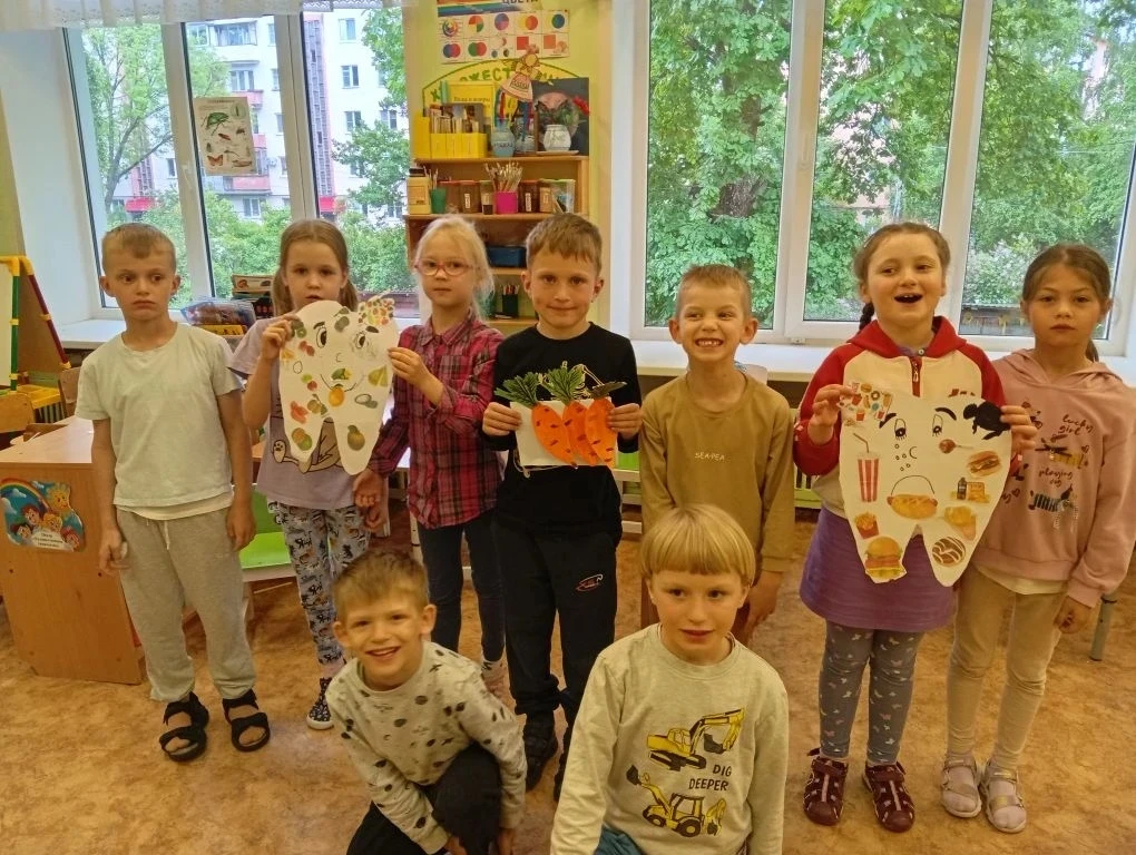 🍎 🥝 🍅 🥦 🥕 🧅 Сегодня в 5 группе "Любознайки" прошла занимательная викторина "О вре...