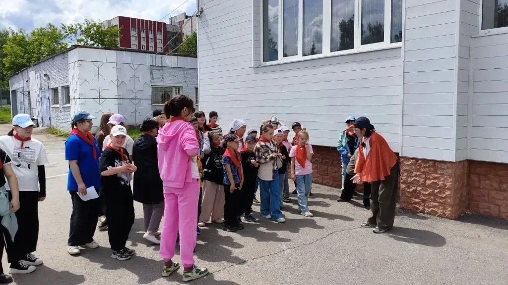 В этот раз задания для наших инопланетных гостей подготовили Хранители Земли — Огонь 🔥, Вода 💧, Зе