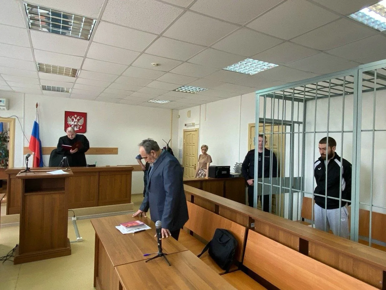Хоккеист из Первоуральска получил 9,5 лет колонии за убийство дантиста. Михаил Гринько ...
