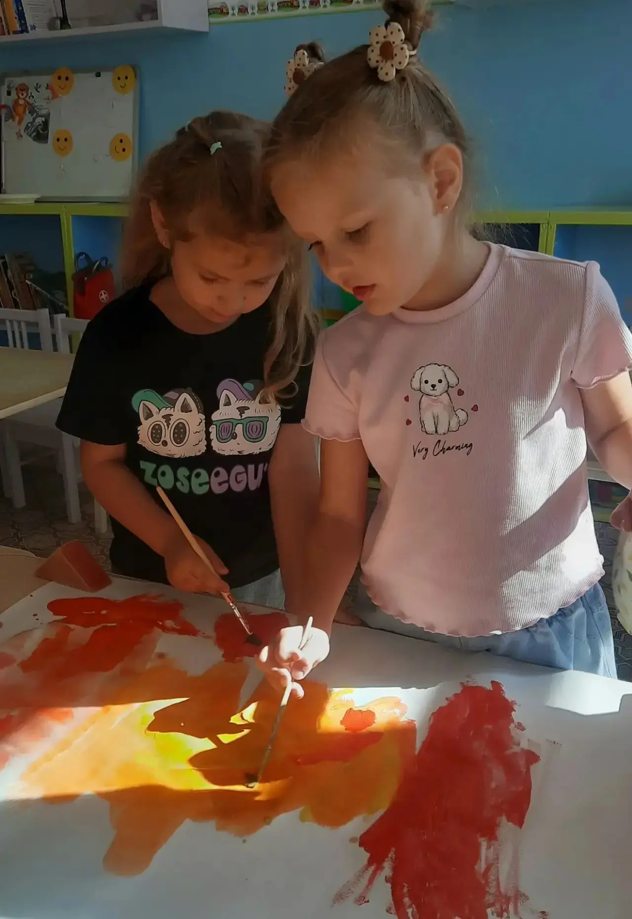 В зажигалке или спичке -