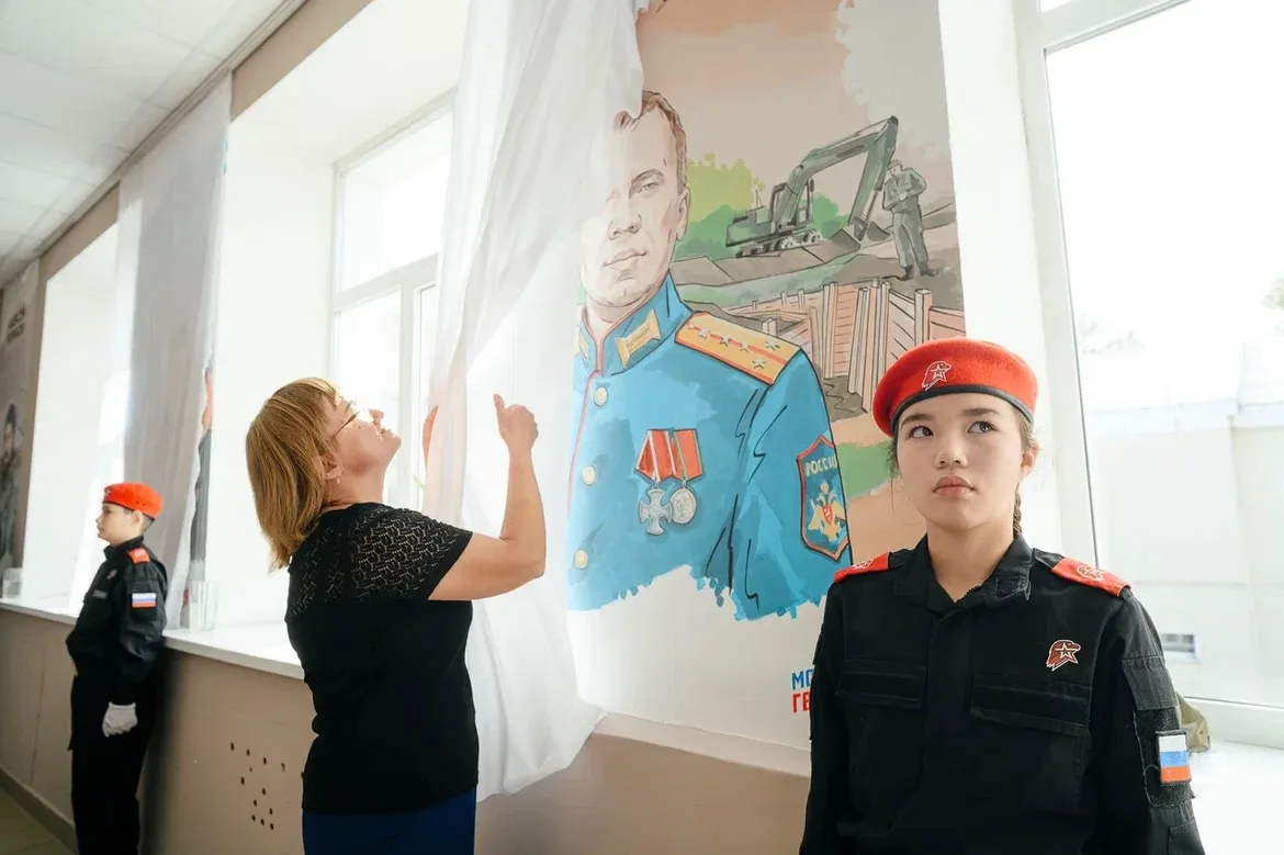 🇷🇺В школе №26 увековечили память пяти выпускников — участников СВО