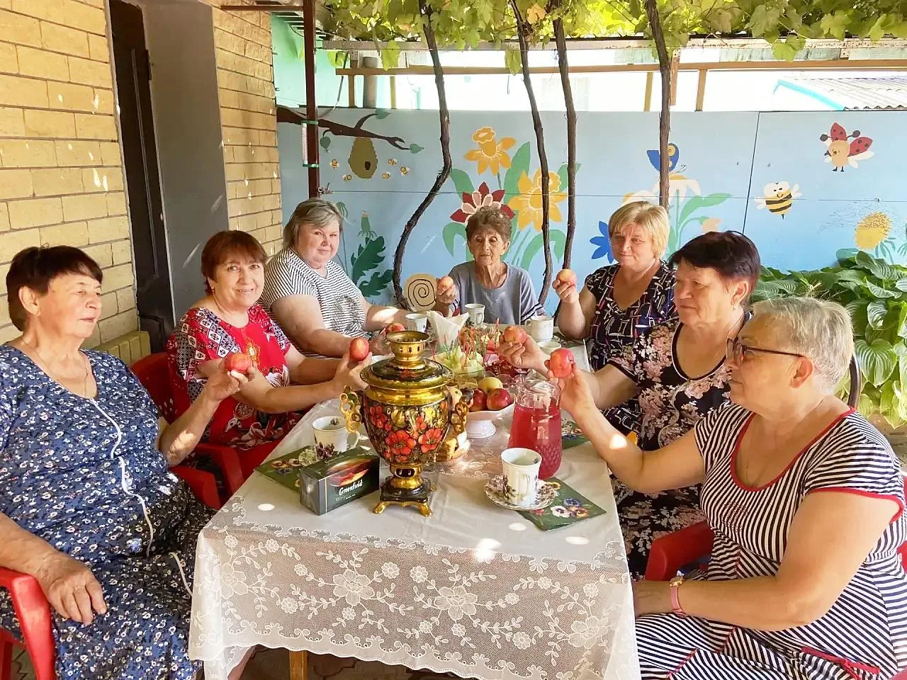 «Яблочный Спас - добро припас»: в селе Журавском прошла встреча «Дружных соседей»