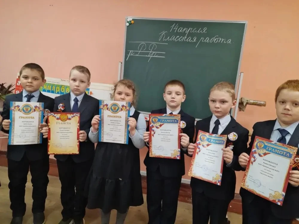 🕊️Конкурсы скворечников и рисунков «Крылатые друзья».  🕊️Весна - время пробуждения природы и заботы 