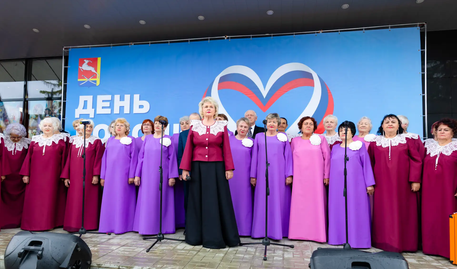 🎶 Душа поет: любимые песни в исполнении клуба «Галина»