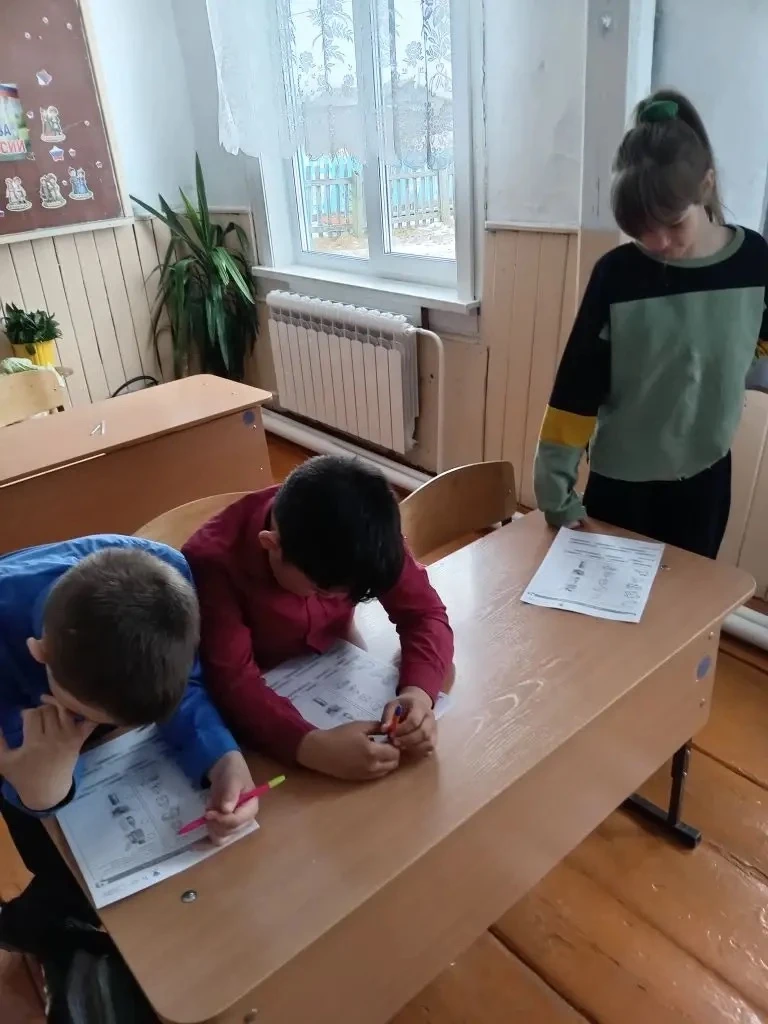 Сегодня в рамках проекта «Разговоры о важном» в классах состоялись занятия «День Земли-...