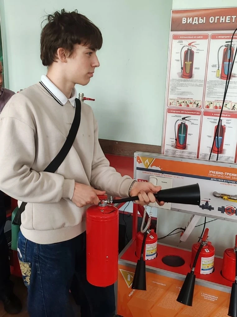 🔥 Экскурсия в Технический пожарно-спасательный колледж им. Героя Российской Федерации В. М. Максимчу