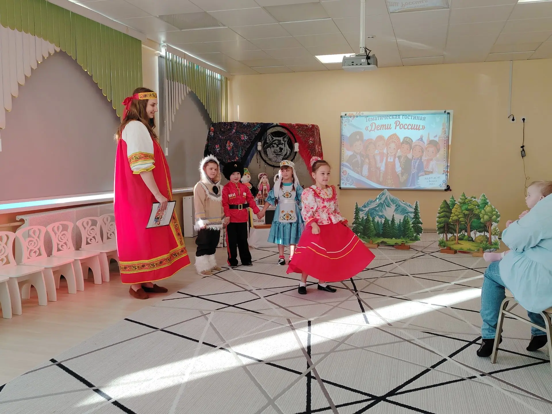В рамках городского «Фестиваля семей — 2026» в детском саду №1 прошла «Тематическая гос...