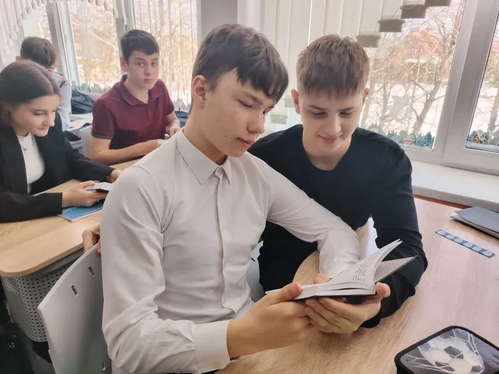 16 марта в рамках празднования Дня православной книги в Михневской средней школе прошла необычная и 
