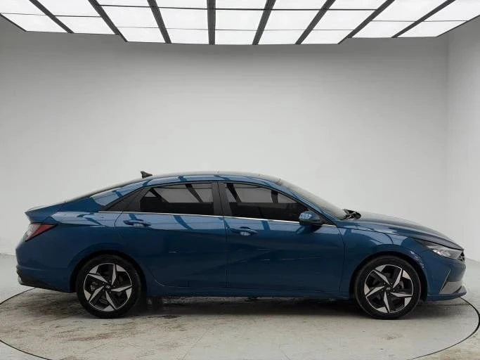 HYUNDAI ELANTRA 2022/01 (Китай) • 1.5 л. бензин/115 л.с /CVT • пробег - 50 217 км • комплектация: LU