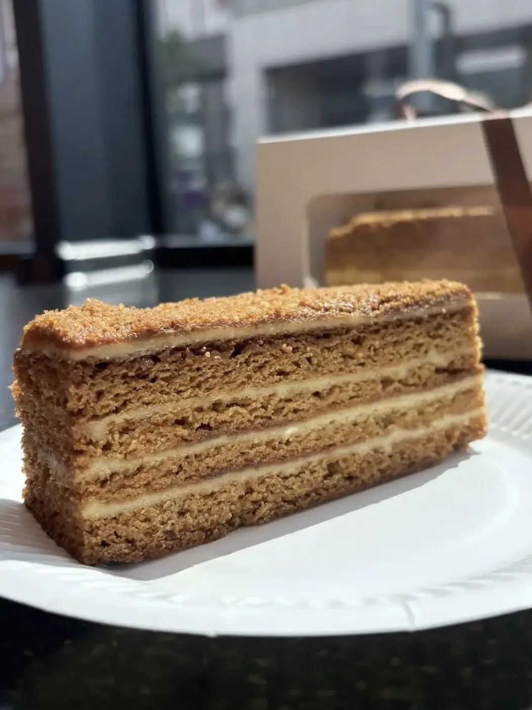 🍯 Сегодня день, когда особенно хочется Медовика