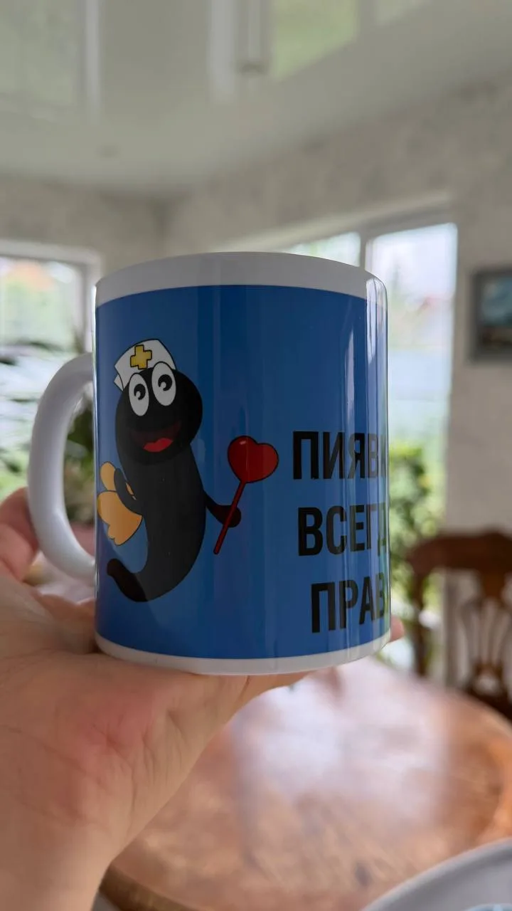 Думали я забыла выбрать победителя в комментариях на подарочек от меня? 
А вот и нет)

Спасибо всем,