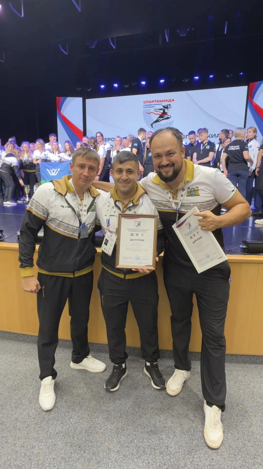 🏆 ЮГРА — ПОБЕДИТЕЛЬ!
