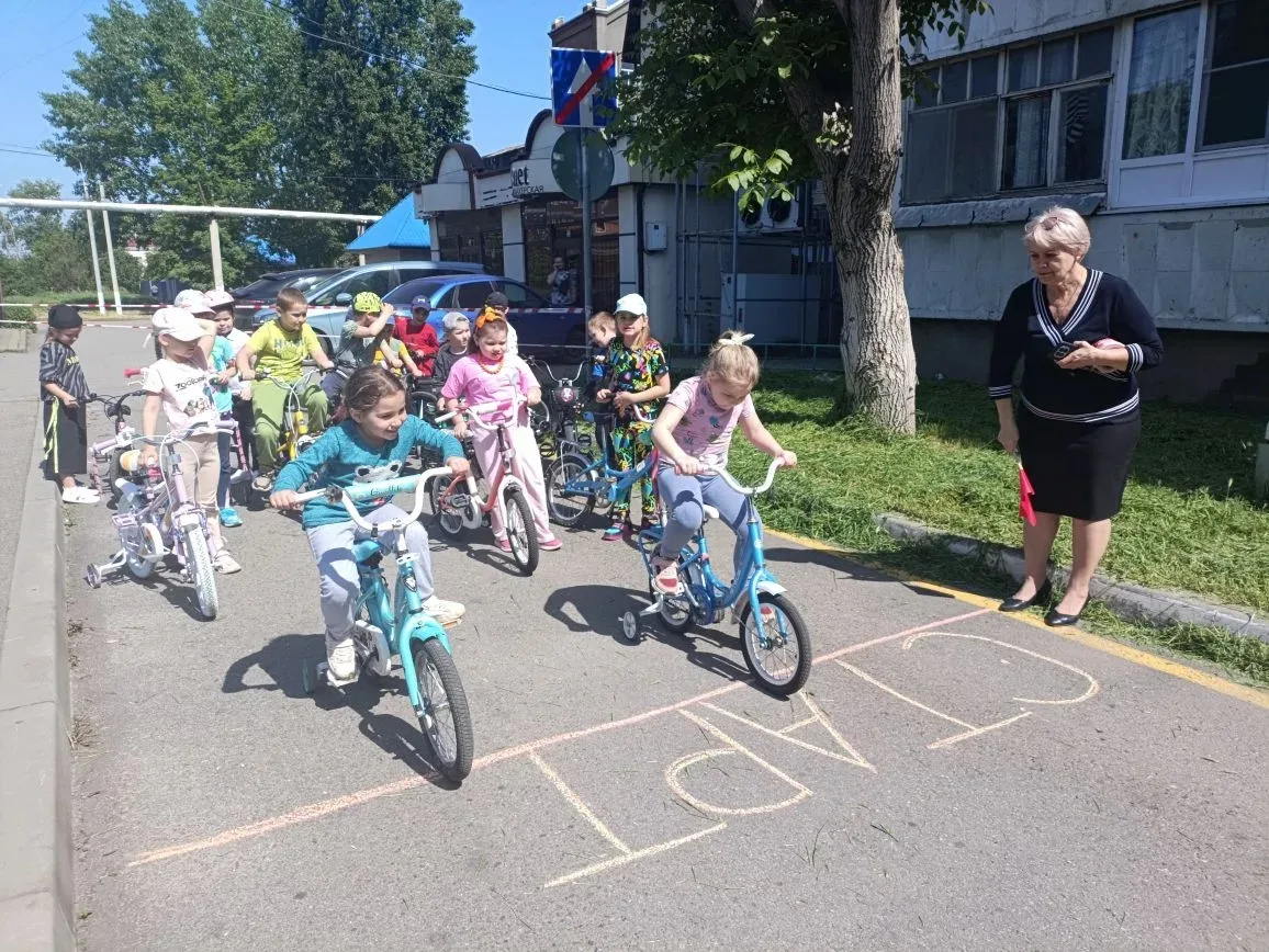 🚴‍♂️ Велогонка в нашем детском саду! 🚴‍♀️